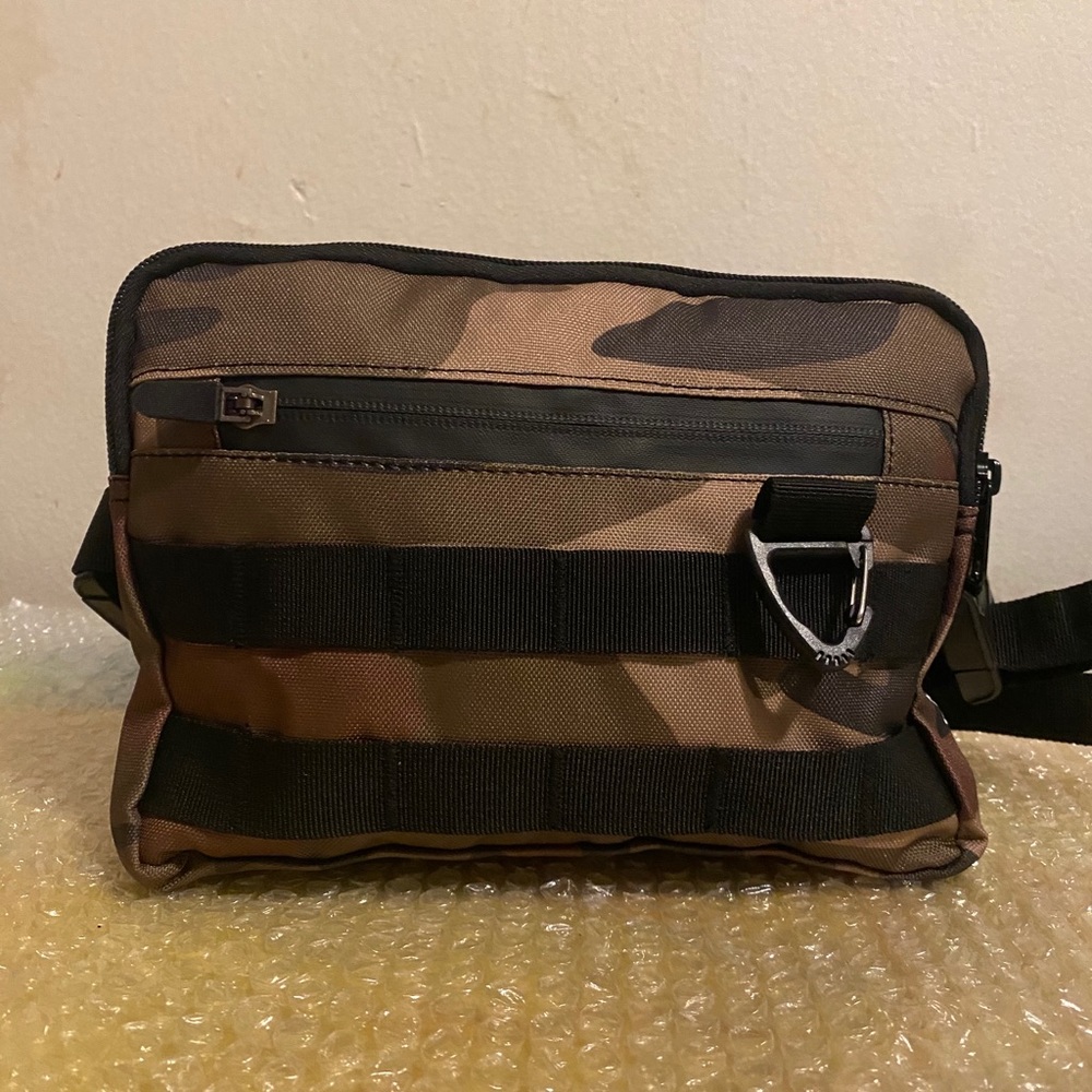 Bags - Picture 2 of 3